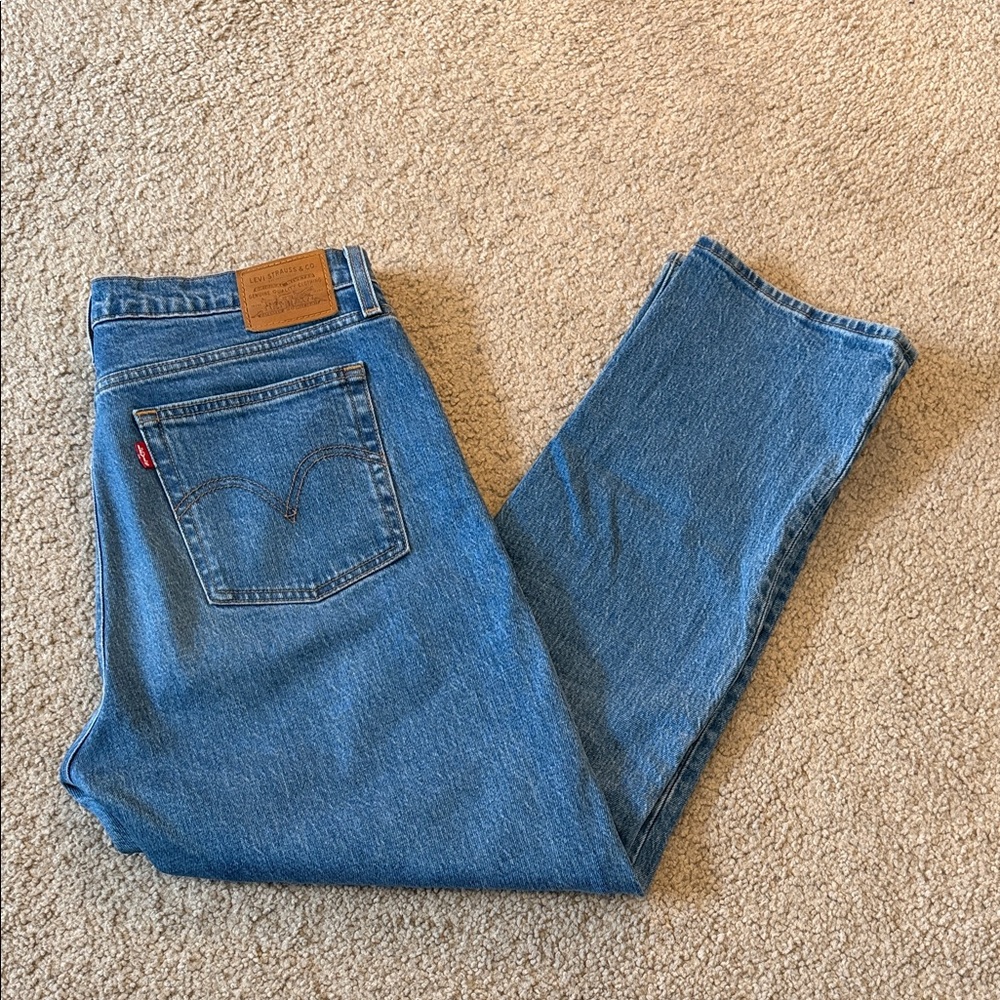 Levi’s Premium Wedgie Straight Jeans